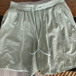 Lululemon with smudge